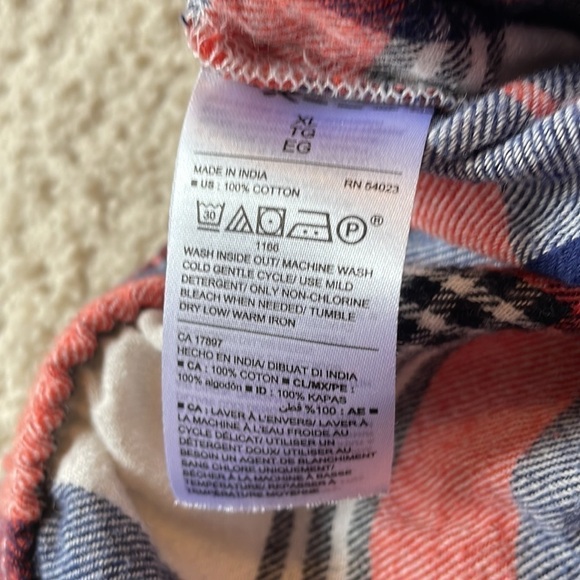 Old Navy XL blue,red and white plaid pajama pants - Picture 5 of 8